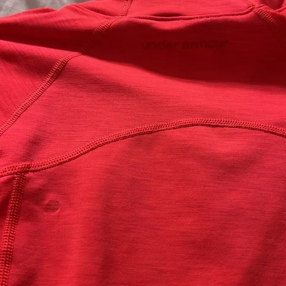 Under Armour Running Top - Picture 3 of 3